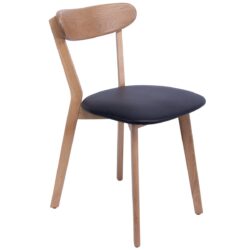 Valdis (ny) i massiv egetræ med sort PU sæde Mål: H81xB44xL53cmSiddehøjde: 50cm