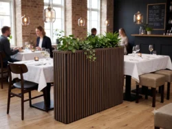 Blomsterkasse eller Skillevæg med opbevaring - Danskproduceret