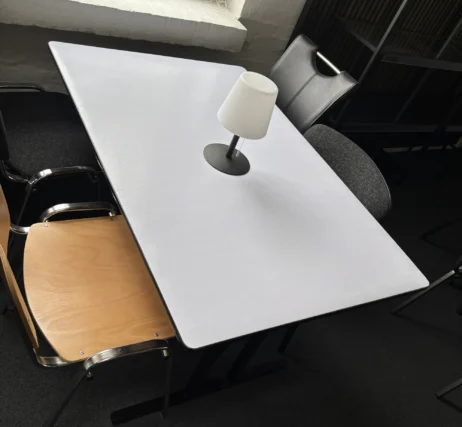 Bordplade 120x80 pvc kant og nylon top i hvid