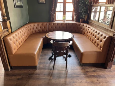 Pic Lux Chester Sofa med 3 rækker knapper i ryggen